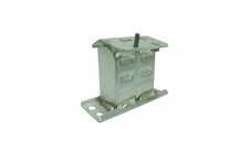 5701476010 - STAFFA RINF PARAURTI  ANTERIORE SINISTRO  LEXUS CT 200H 01/10>