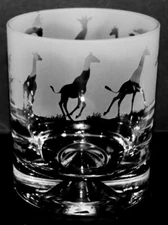 GIRAFFE Frieze Boxed 30cl Glass Whisky Tumbler
