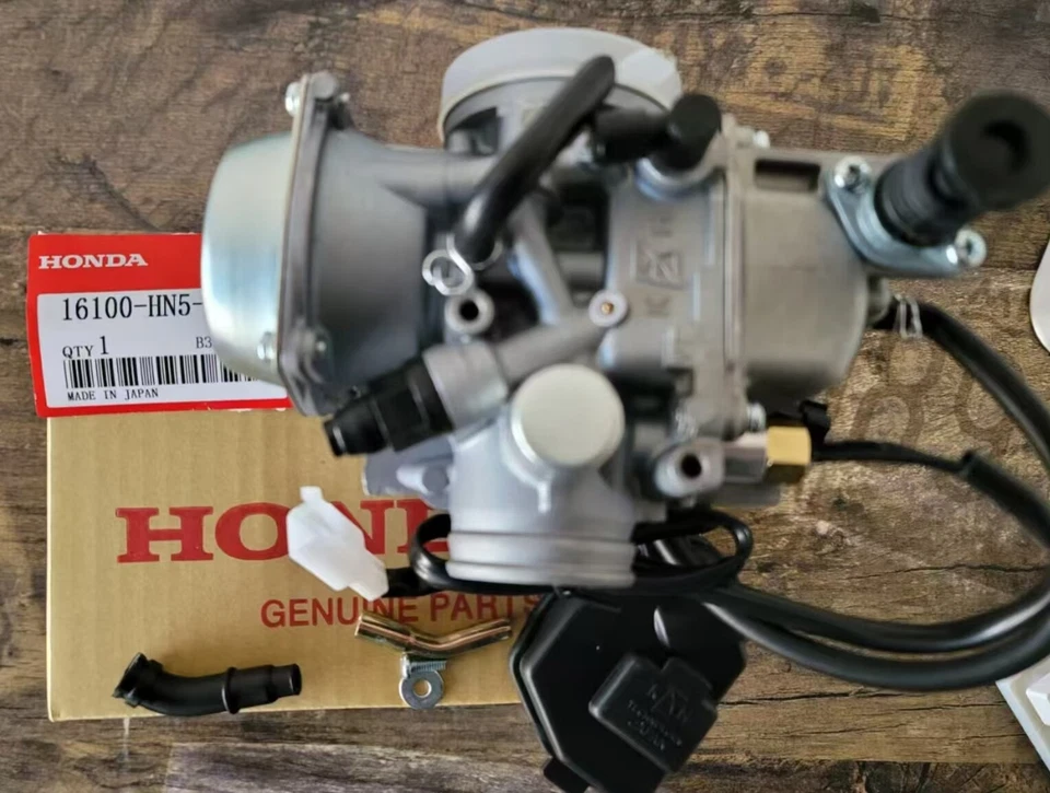 2000-2006 Honda FourTrax Rancher 350 TRX350 OEM Carburetor 16100-HN5-305 Foto 2 de 4