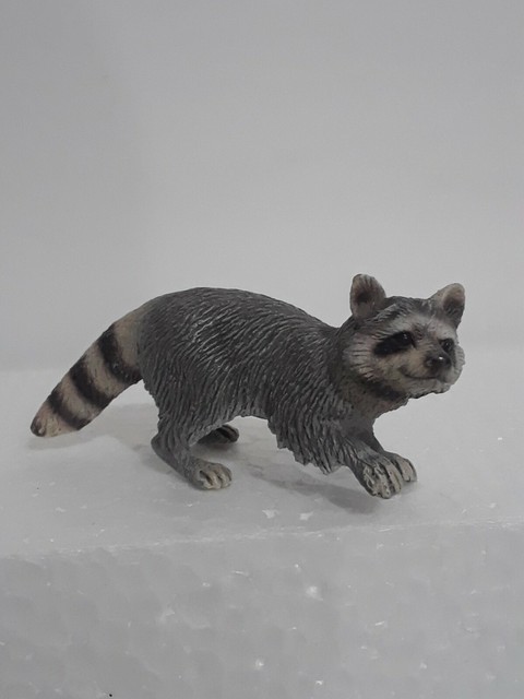schleich badger