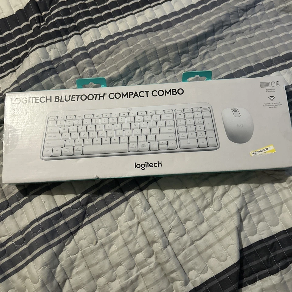 Brandneu Logitech Bluetooth Compact Combo - Weiß (920-013508)