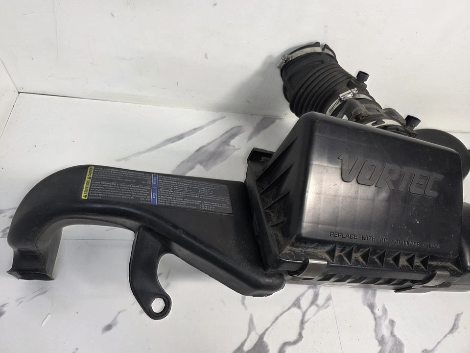 Chevy Astro y GMC Safari 2003-2005 filtro de aire caja limpiador conjunto completo Foto 3 de 4