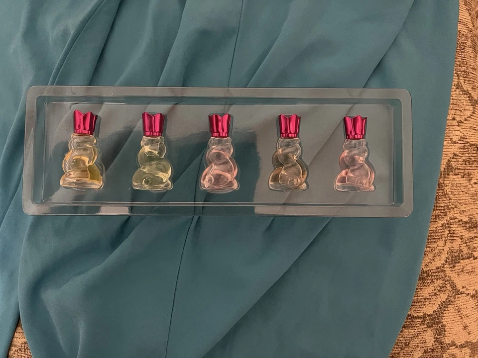 Nina Ricci Les Belles de Ricci -NWB-Rare Discontinued - Image 4 of 4