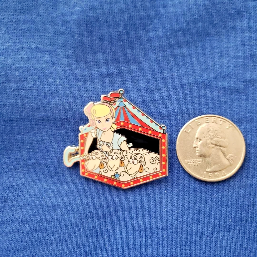 Disney Parks Toy Story 4 Mystery Blind Box Bo Peep Sheep Pin 2022