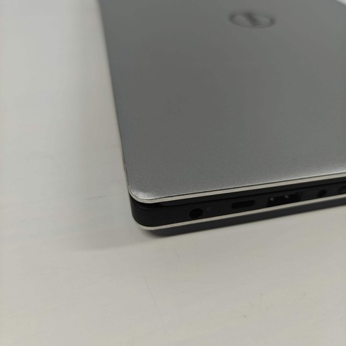 Dell XPS 13 9360 P54G i5-8250U 1.6GHz 8GB RAM 256GB SSD - Afbeelding 8 van 10