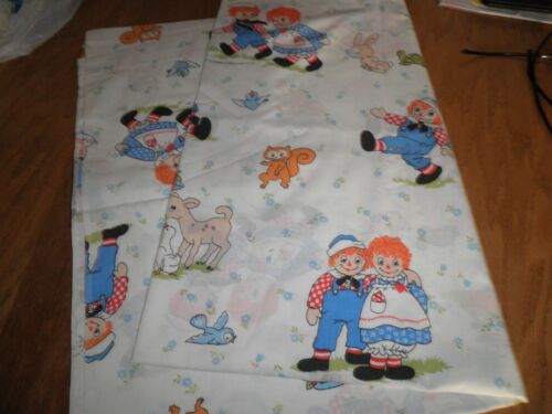 Vintage RAGGEDY ANN & ANDY Animals Twin Flat Bed Sheet , Pillowcase & Spread - Picture 3 of 7