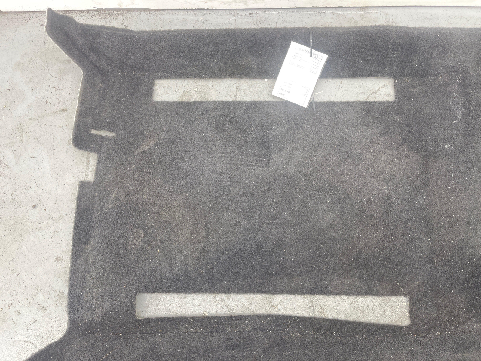 2020-2023 MCLAREN GT FRONT RIGHT BLACK CARPET FLOOR OEM 2021 2022
