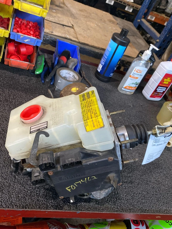 01 02 TOYOTA 4RUNNER ABS Pump Anti-lock Brake — 第 2/4 张图片