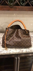 hobo bag louis vuitton