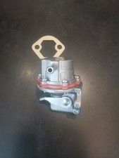 Pompe à essence Peugeot 504