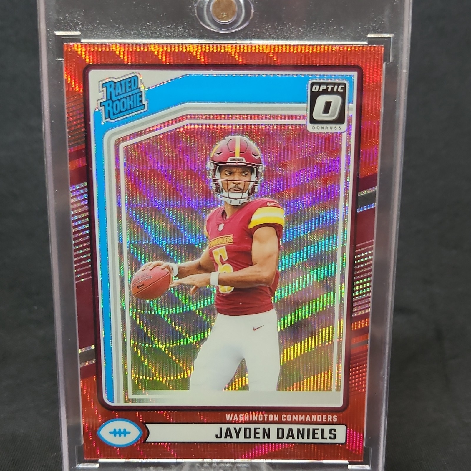 2024 Donruss - Rated Rookie Jayden Daniels #389 Optic Preview Red Wave Prizm