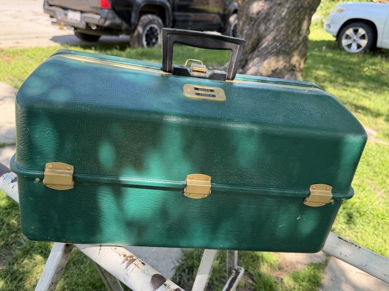 Vintage UMCO 3060 U 6 Tray Fishing Tackle Box EUC - toolbox lures craft