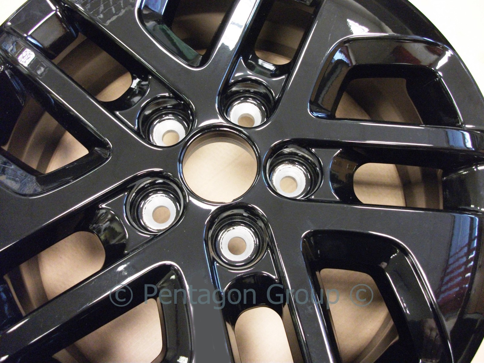 Genuine Vauxhall Vivaro B Renault Trafic 2015 17" Black Alloy Wheel