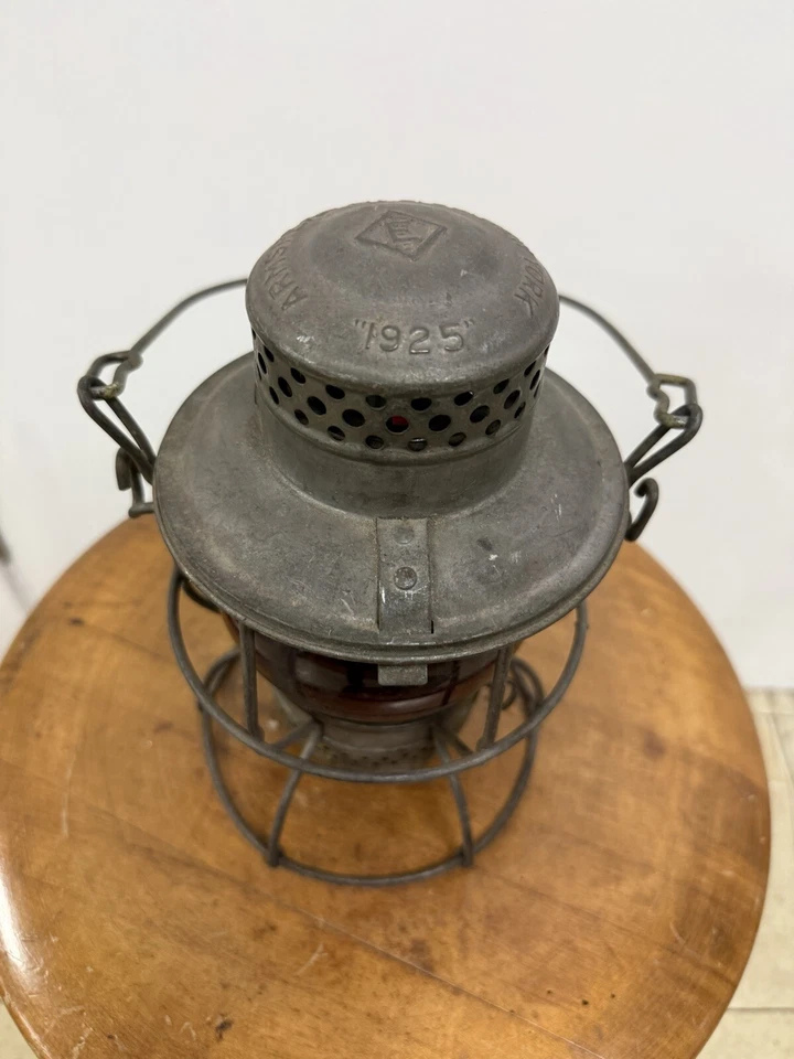 Vintage Armspear MFG Lantern 1925 Red Globe  - Image 4 of 4