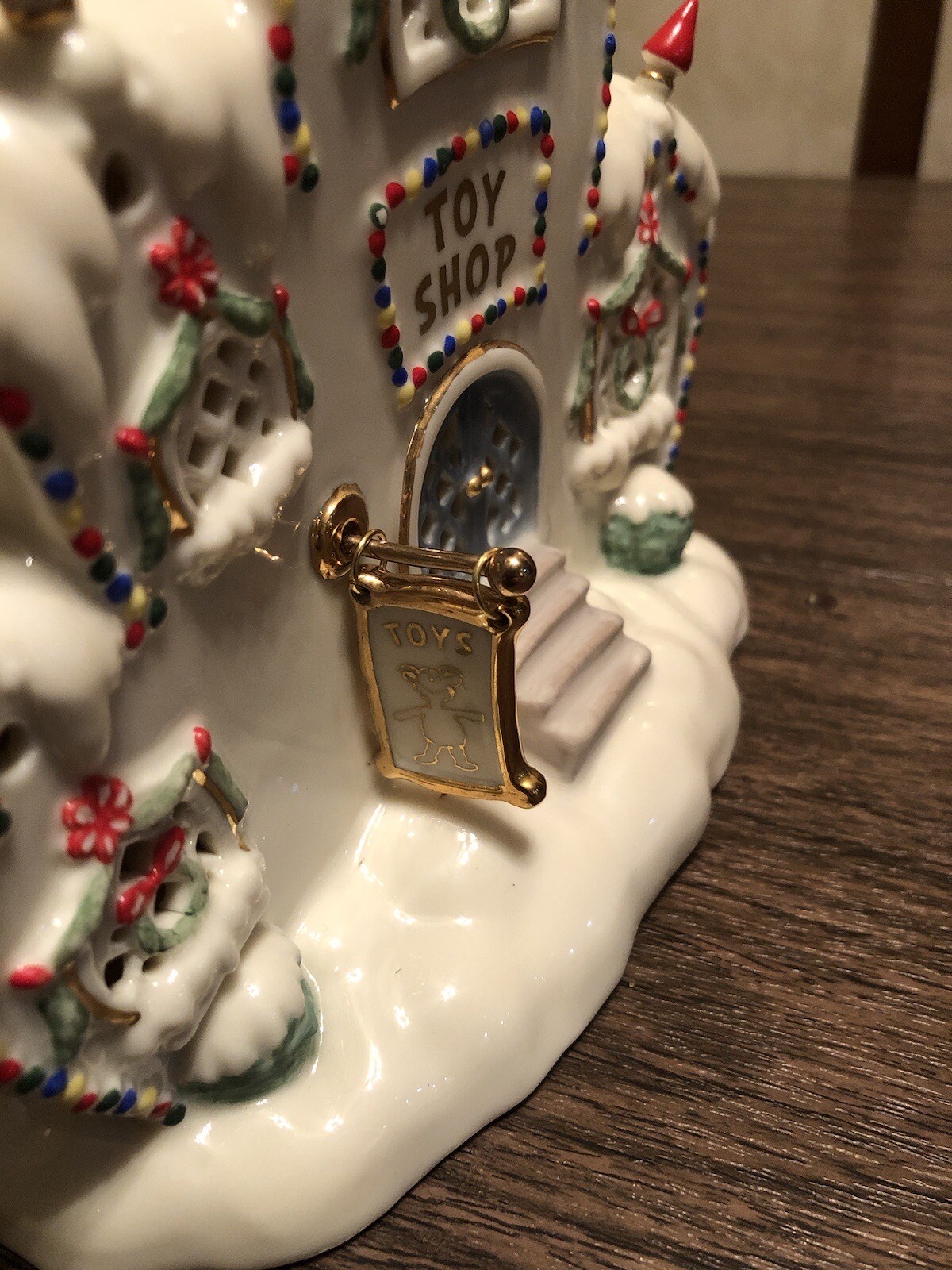 LENOX Grinch WhoVille TOY STORE Sculpture eBay