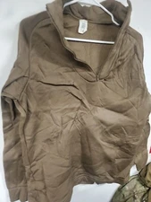 Medium USGI  Polypro Cold Weather Thermal Top Undershirt Tan  Polypropylene 