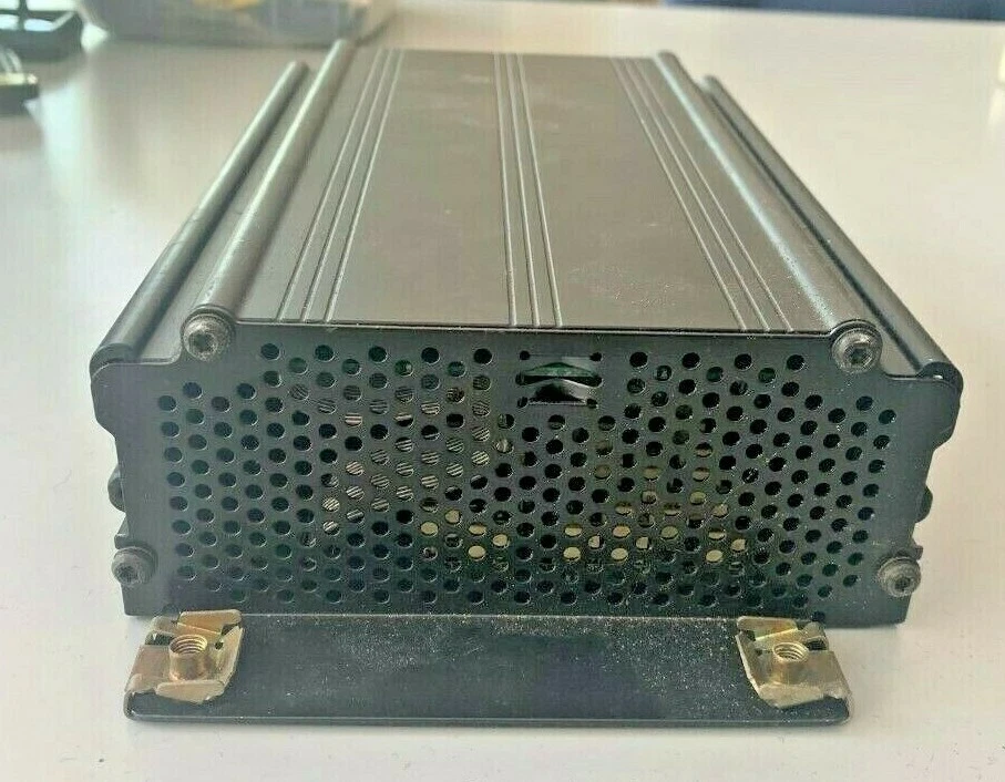 1996-2001 AUDI A4 - BOSE AMPLIFICADOR ESTÉREO / AMPLIFICADOR 8D0-035-225 USD OEM Foto 2 de 4