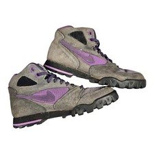 Vintage 1993 NIKE CALDERA Hiking Boots Womens 9 Charcoal Purple 930709-IB VTG