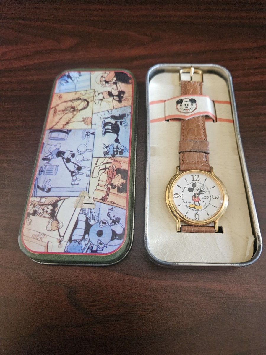 Vintage The Disney Store Lorus Quartz Mickey Mouse Watch w  display picture 3
