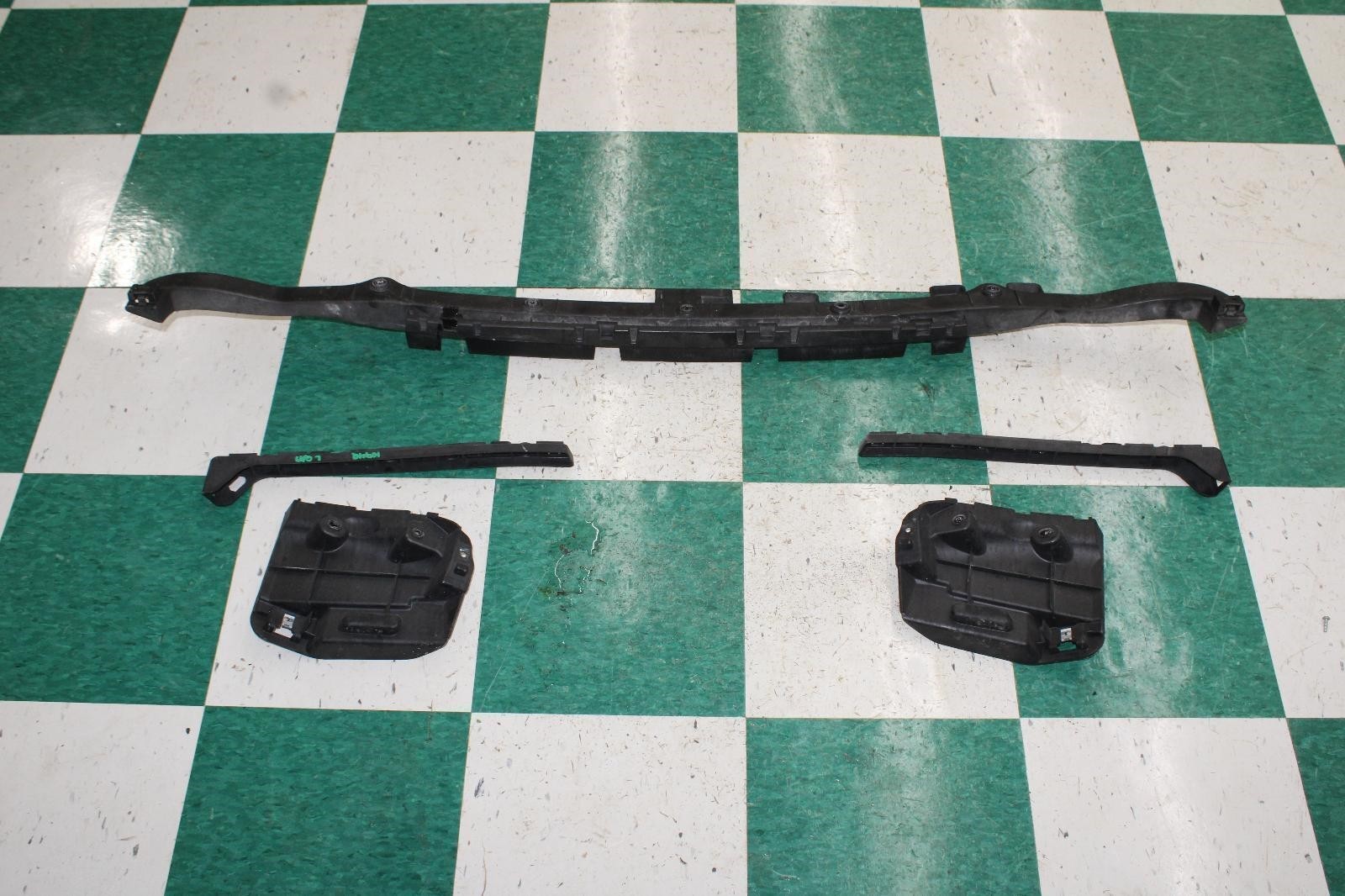 Maserati Ghibli 2014-2017 Rear Bumper brackets Set
