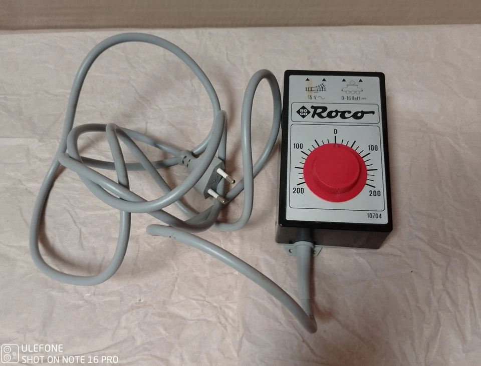 Roco Transformator Trafo Modelleisenbahn 10704 15V Fahrregler Bühler - Bild 3 von 4