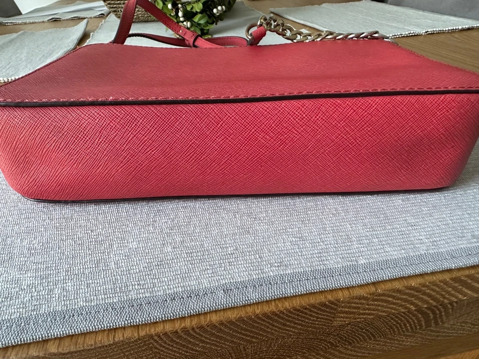 Michael Kors Jet Set Cross Body Bag - Salmon Pink - Image 3 of 4