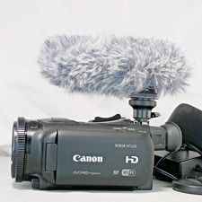 Canon Vixia HF G30 HD Camcorder Kit W DM-100 Mic VERY GOOD Kit W Charger