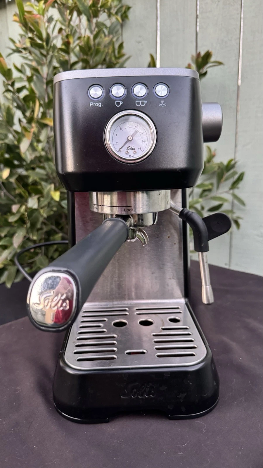 Solis Barista Perfetta Plus 1170 – Powers On – For Parts or Repair