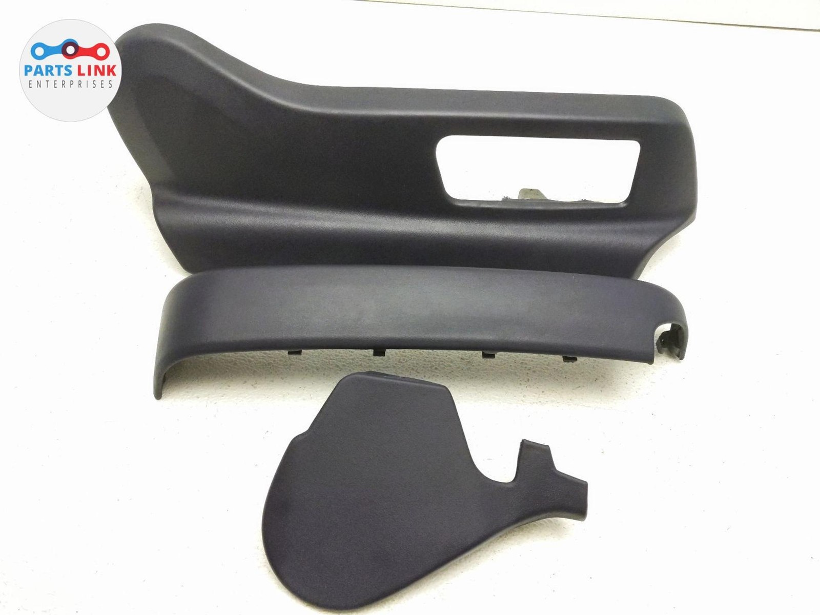 16-20 BENTLEY BENTAYGA FRONT RIGHT SEAT TRIM SWITCH SIDE TRACK COVER PANEL BLUE