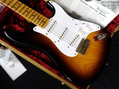 Electric Guitar Fender Stratocaster Journeyman Relic 70th