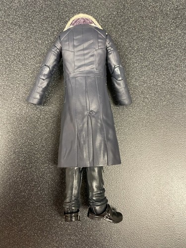 Marvel Legends 6" Scale BARON ZEMO (BODY ONLY) (MINT) (DISNEY+ FALCON) - Picture 4 of 5