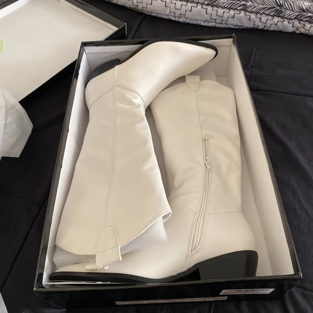Minimalist cowboy clearance boots