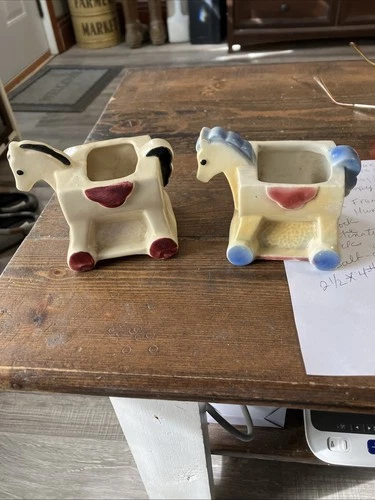 2 VTG Shawnee Pottery 660 Horse Planters 2 1/2” By 4”