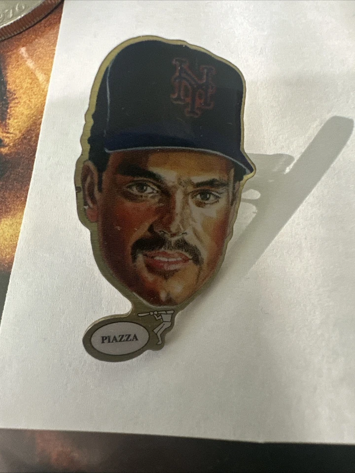 Vintage New York Mets Mike Piazza Pin MLB Major League Licensed Baseball - Image 2 of 4
