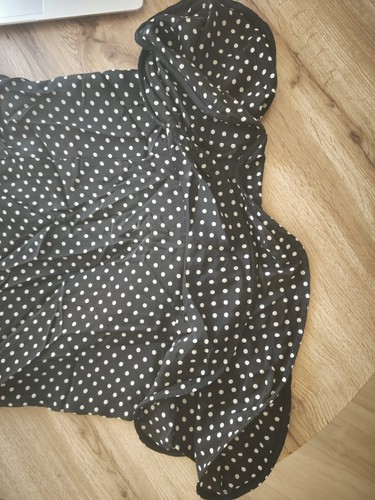 Armani black & white spotted 100% silk skirt size UK10 Polka Dot Frill Hem - Picture 2 of 6