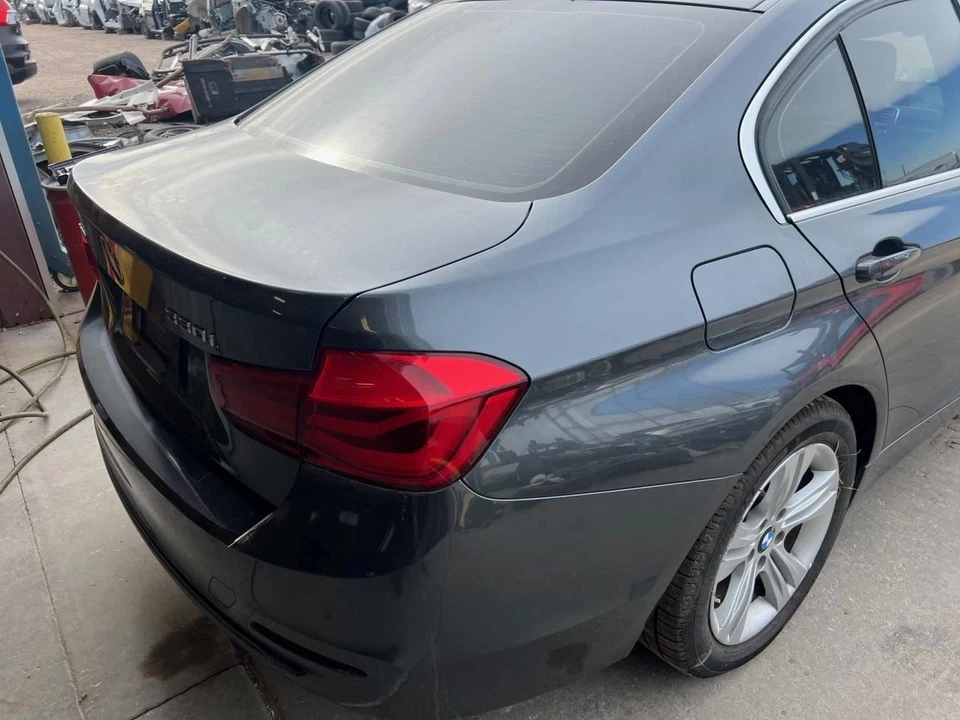 2017-2018 BMW 330i 12-18 328i DRIVER LEFT REAR CALIPER W/O SPORT BRAKE 167767 - Image 2 of 4