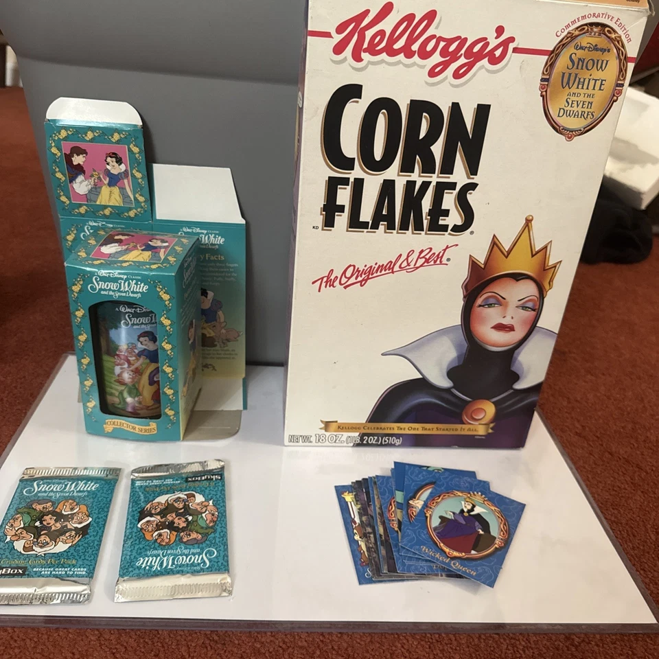 Disney Blancanieves Lote Kellogg Cereal Box Burger King Taza y Tarjetas Coleccionables Camiseta Foto 2 de 4