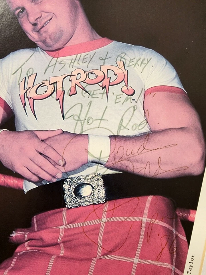 Foto firmada 8x10 de Rowdy Roddy Piper 1985 promoción original certificada por la JSA WWE WWF RARA Foto 2 de 4