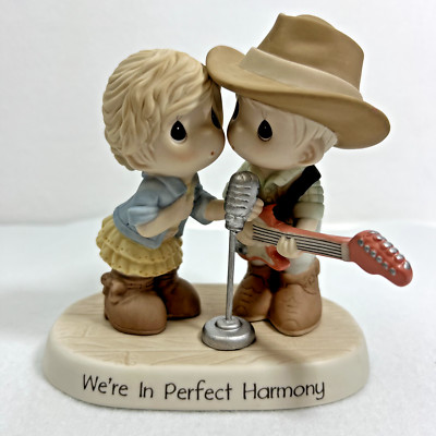 Precious Moments ''We're In Perfect Harmony'' Singing Cowboy Cowgirl #181039 NEW