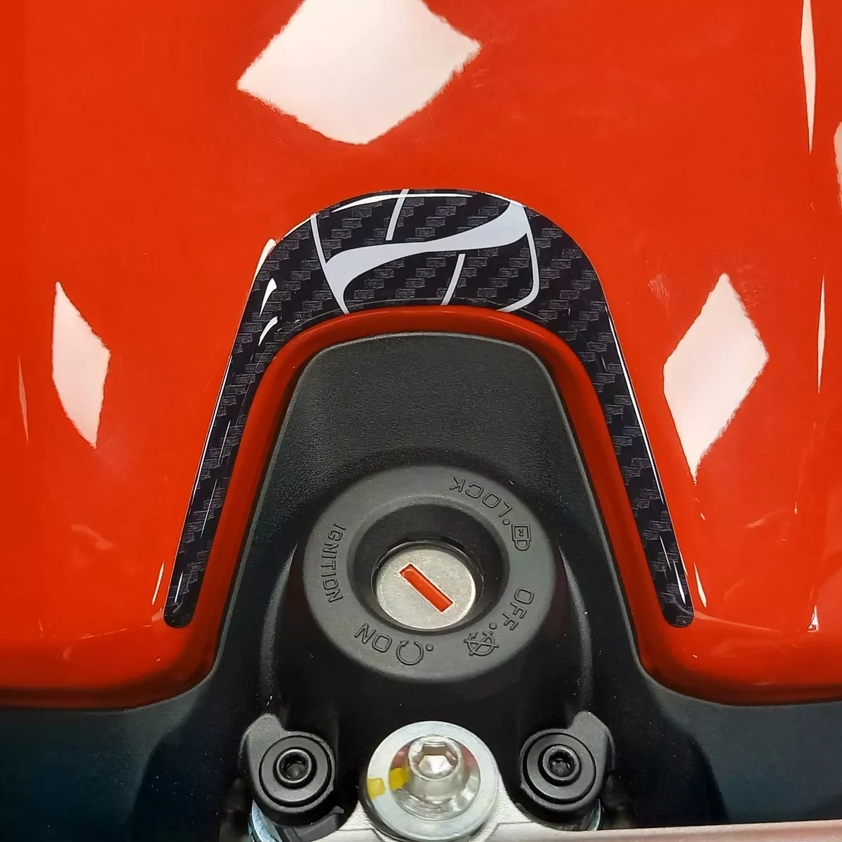 Sticker 3D for Key Motorcycle Compatible With Ducati Panigale V2