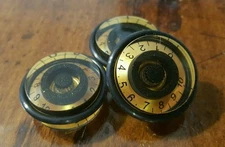 3 Guitar Speed Grip Speed Volume/Tone Knobs. Royal Gold/Black w/ Gold Flake. JAT