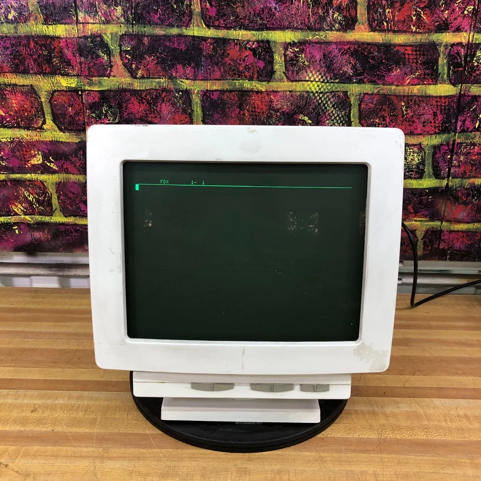 WYSE WY-55 Display Terminal Monitor Green Monochrome (WORKS) - Image 2 of 4