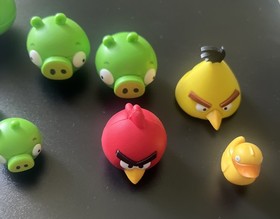 K'Nex Angry Birds Figures and Replacement Pieces KNEX Lot Of 9