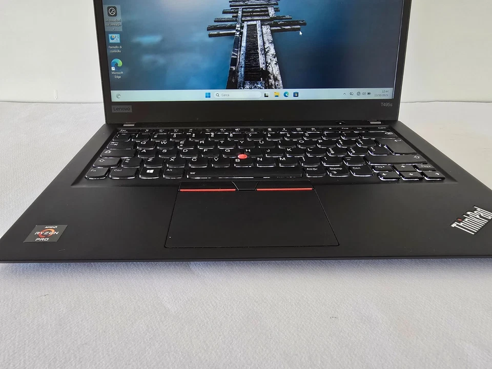 Lenovo thinkpad T495s..AMD RYZEN 7 Pro..RAM 16 GB..SSD 256..FHD+..AMD 2 GB - Immagine 3 di 4