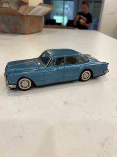 Tin Friction PLYMOUTH VALIANT 1961 ? 8 1/4" Long