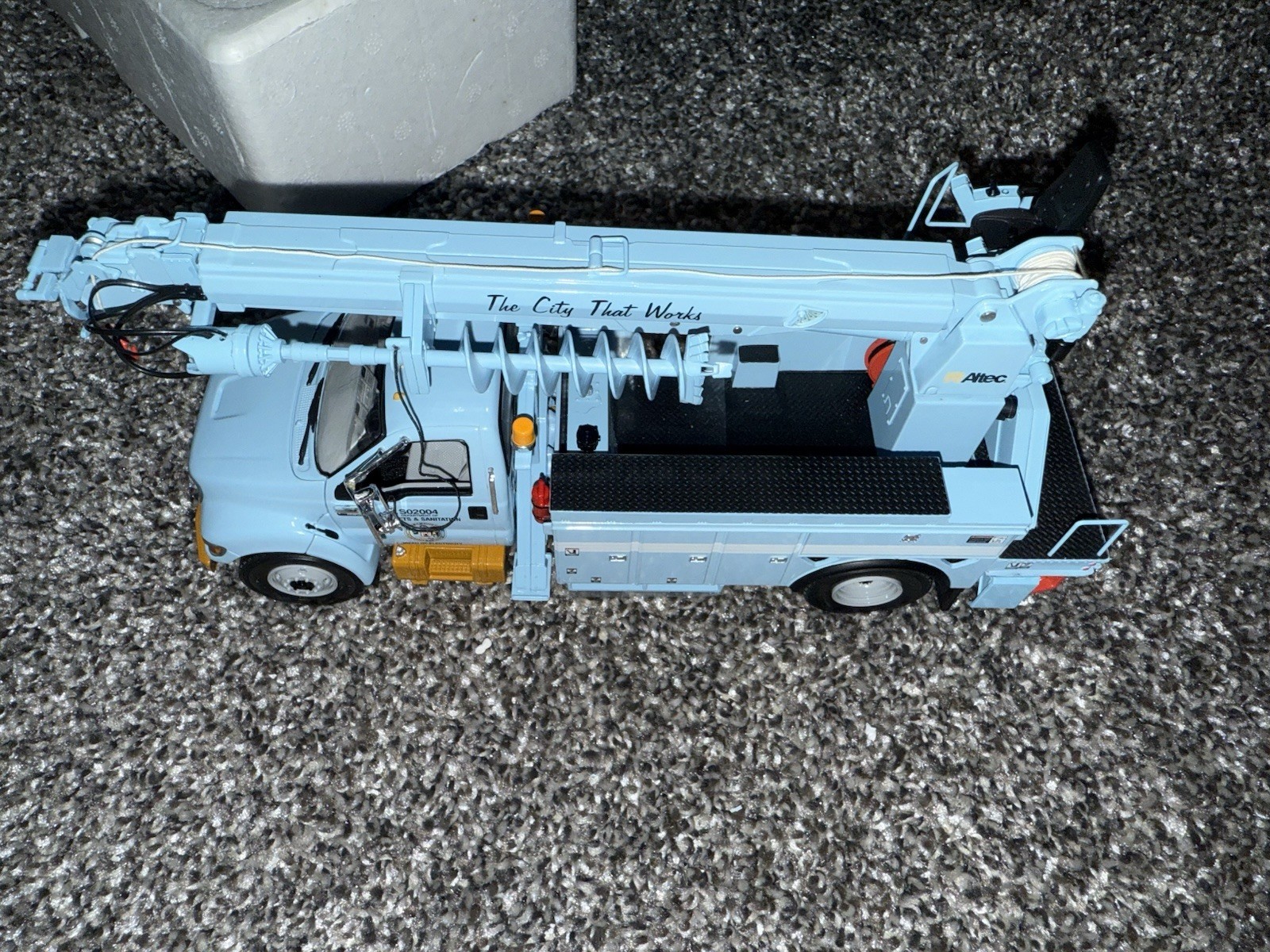 Picture 2 of 7
