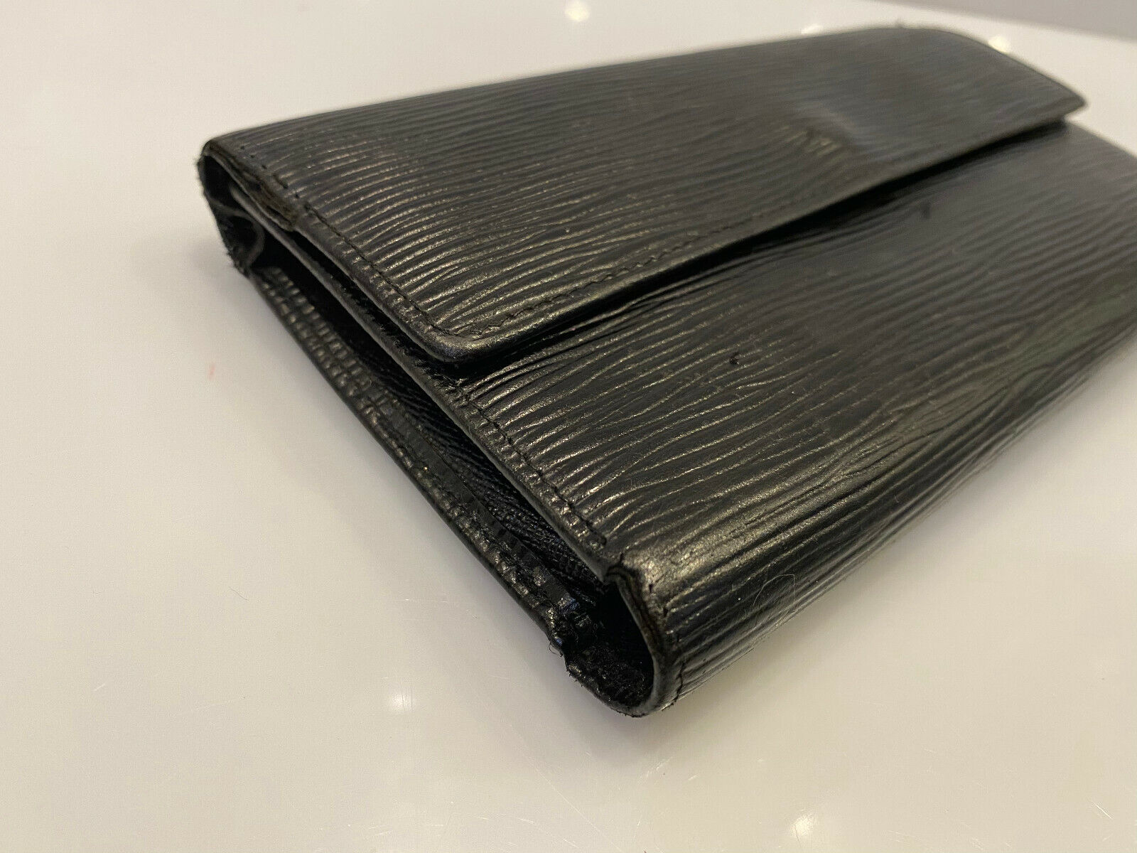 Shop Louis Vuitton EPI 2021-22FW Long Slim Wallet (M80589) by Kanade_Japan