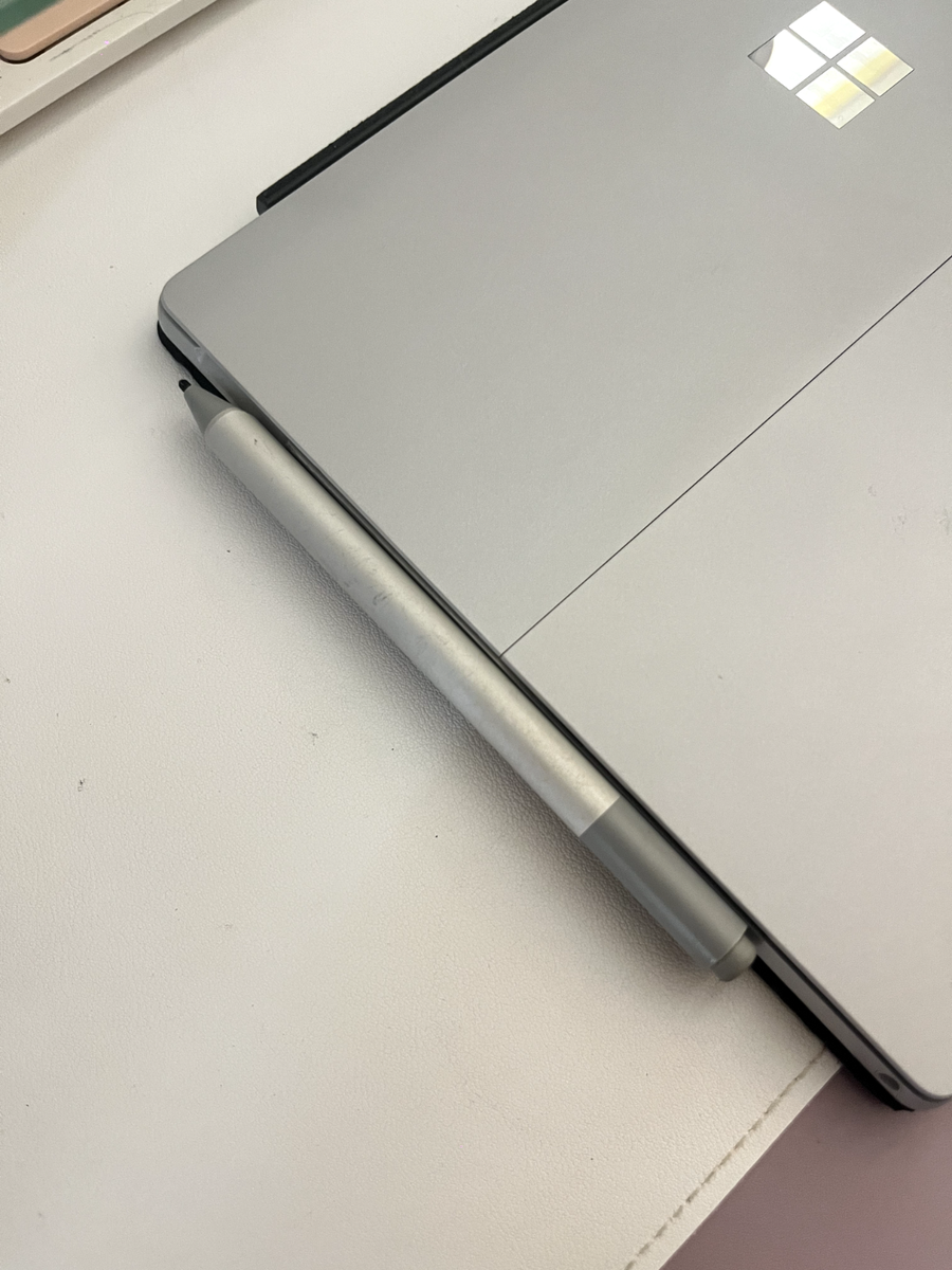 Microsoft Surface Pro 7 - 10th Gen Intel Core i5 - READ Microsoft Surface Pro 7 - 10th Gen Intel Core i5 - READ