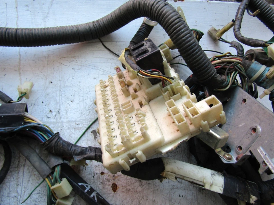 Honda Civic AK Sedán Modelo 1984 87 motor ZA1 1,2cc 12V arnés de cableado LHD... - Imagen 2 de 4