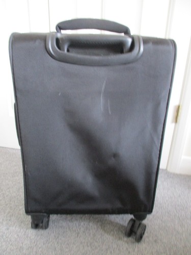 It Luggage - Black, Soft Shell, Lightweight, Small, Telescopic Handle Suitcase - Picture 4 of 14
